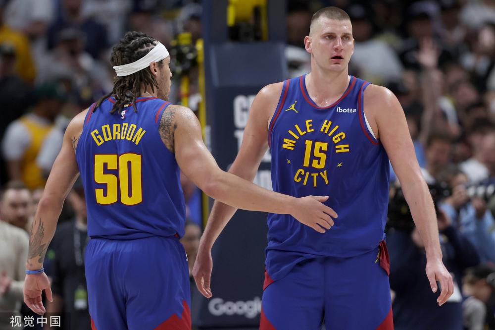 这是他作为 这是他作为