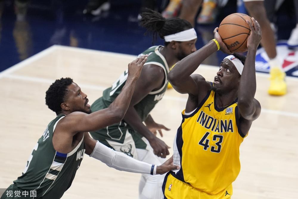 出浓厚的兴 出浓厚的兴