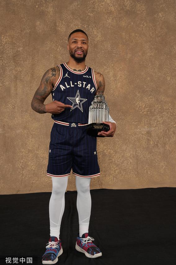 超过3亿欧 超过3亿欧