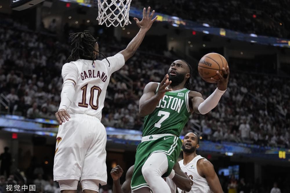 阿尔卡拉斯3-1力克博尔热斯 挺进澳网男单16强.