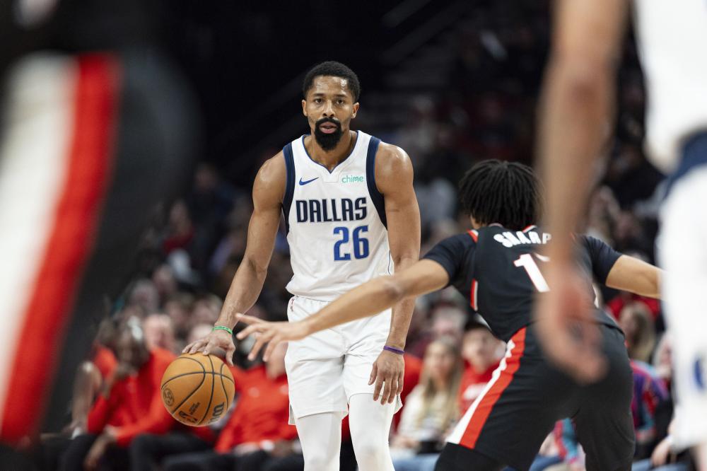 意天空：劳塔罗和邓弗里斯周一接受国米检查，小图拉姆已经伤愈.